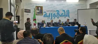 نواب البرلمان بغرفتيه يستمعون لاقتراحات الصحفيين الخاصة بقوانين الاعلام في منتدى " الجمهورية"