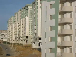 المستفيدون من حصة 1300 مسكن بالمحقن يتحصلون على المفاتيح