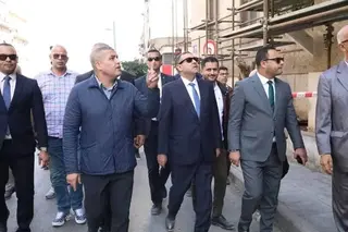 والي وهران يعاين وتيرة أشغال إعادة تهيئة مقر بلدية وهران القديم و مسجد عبد الله بن سلام