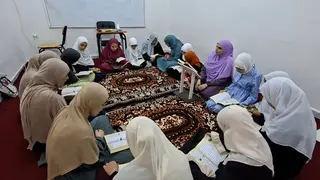 حين تلتقي براءة الطفولة بهدي القرآن.....براعم ينسجون في يومهم العالمي قصة تميز وإشراق بنور القرآن الكريم