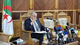 في ندوة صحفيةعقدها شيباني سمير :تحويل قصر المؤتمرات بحي الصباح إلى محطة برية عمومية