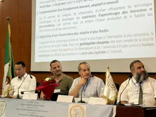 كلية اللغات تحتضن ملتقى وطني حول الجامعة 4.0 وآفاق التعليم العالي : سبل الانتقال نحو نموذج رقمي فعال لبناء مؤسسة ذكية