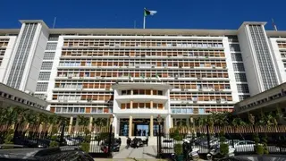 اجتماع الحكومة: مشاريع مراسيم تنفيذية وعروض تخص عدة قطاعات