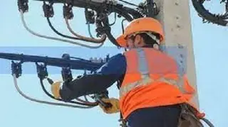 وهران: ربط عشرة مجمعات تربوية جديدة بشبكتي الكهرباء والغاز