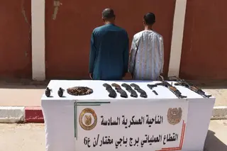 3 إرهابيين يسلمون أنفسهم  للسلطات العسكرية بالقطاع العملياتي ببرج باجي مختار بالناحية العسكرية السادسة