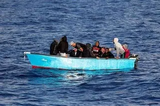 انقاذ 6 حراقة بميناء أرزيو