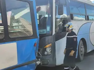 تيارت: 23جريحا في حادث اصطدام حافلتين لنقل المسافرين