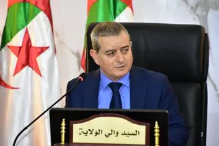 1131 مليار لبعث مشاريع الأشغال العمومية بمستغانم  ...  الوالي أحمد بودوح:" الاستثمار العمومي 2026 للأشغال العمومية مكسب للولاية"