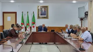 البيض..  تحديد آجال نهاية الإحصاء وإعداد خريطة الأوعية  العقارية المتاحة