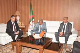 عين تموشنت: تنصيب رياض خدام أمينا ولائيا لغرفة التجارة "سوفات"