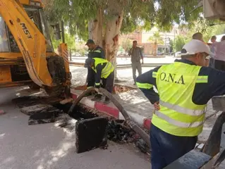 الاغواط....  تسخير آليات وتقنيات حديثة للرفع والتشخيص المسبق لتخليص شبكات الصرف من الانسدادات