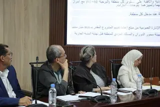 والي مستغانم .. يشدّد على تكثيف الجهود الميدانية وتسريع وتيرة الإنجاز للمشاريع الطاقوية والاستثمارات الكبرى