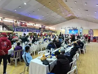 اللجنة الولائية للهلال الأحمر الجزائري بمستغانم...  قاعة الرياضات تحتضن إفطارا جماعيا لـ 600 صائم