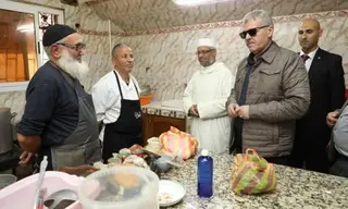 للوقوف على تحضيرات موائد رمضان بسيدي بلعباس....  الوالي "كمال حاجي" يعاين عددا من مطاعم الإفطار
