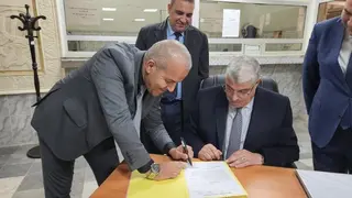 التوقيع على سجلات  اختتام السنة المالية لـ 2023 بسيدي بلعباس