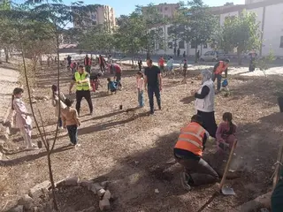 مديرية البيئة بسيدي بلعباس  ...تحويل نقطة سوداء بحي ديار الهناء إلى مساحة خضراء