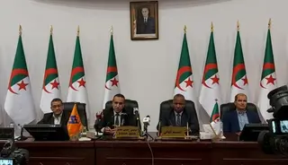 الرئيس المدير العام لسونلغاز : محطتان جديدتان لنقل الكهرباء بغليزان