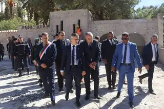 والي معسكر عايسي يتفقد عدد من المشاريع السياحية  ... إطلاق أشغال تهيئة الساحة العمومية بوسط بوحنيفية