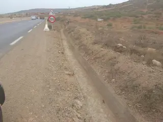 أشغال التهيئة  بموقع  "عدل 3" بالشلف ... فتح 11 كلم من الطرقات بالقطب الجديد المعامرية