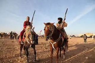 "الخيالة" ببوقطب متشبثون باللباس التقليدي و الأحصنة العربية