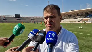 مهدي ابراهمي رئيس جمعية وهران :" قررنا العودة إلى زبانة  بسبب تدهور وضعية ملعب بوعقل "