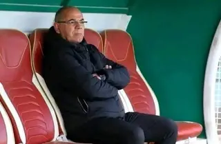 بوعلي يدعو لاعبيه  لطي صفحة الإخفاقات والتركيز على مواجهة أقبو.. "الهزيمة جزء من كرة القدم وعلينا مواصلة العمل الجاد"