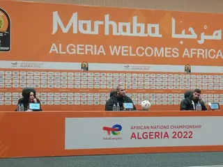 عبد المجيد بوقرة : " الجمهور الوهراني سيدعمنا بقوة غدا "