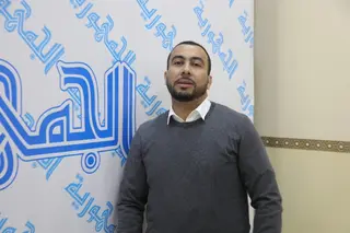 المطرب رمضان إيهاب الملقب بـ "إيهاب تازي" .. "أحب التسوق ومساعدة والدتي في المطبخ "