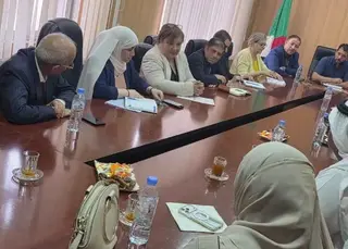 إطارات من وزارة التجارة الخارجية وترقية الصادرات تستقبل وفدا من رجال الأعمال السعوديين