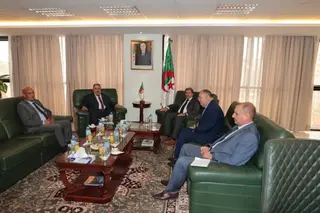 وزير الاتصال يستقبل وفدا عن كتلة الأحرار بمجلس الأمة