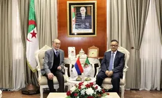 السيد بداري والسفير الروسي بالجزائر يستعرضان سبل توسيع التبادل الثنائي في  مجال التعليم العالي والبحث العلمي