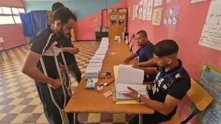غليزان:  انطلاق الاقتراع في ظروف عادية وإقبال متفاوت خلال الساعات الأولى