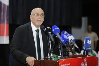 من معسكر حساني شريف يدعو  لتمتين الجبهة الداخلية للمضي بالجزائر إلى مصاف الدول الصاعدة