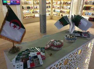 مشاركة جزائرية في المعرض الدولي للكتاب بتونس