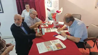 "يوميات شاهد على المسرح الجزائري ، كتابات متجوّلة " إصدار جديد للكاتب والصحفي بوزيان بن عاشور