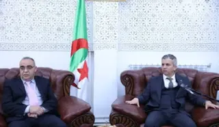 والي معسكر يؤكد  في لقائه مع الصحافة على فتح قنوات الاتصال بين الإدارة والإعلام خدمة للمواطن