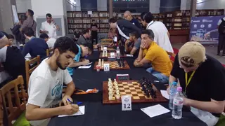 الشطرنج (المهرجان الدولي الاول): انطلاق فعاليات المنافسة لمدينة وهران في اختصاص اللعب الخاطف