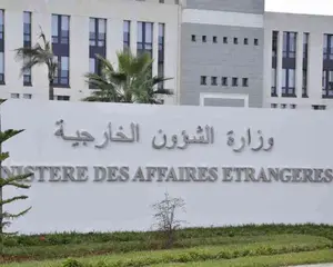 الموافقة على اعتماد سفير الجزائر الجديد لدى سلطنة عمان