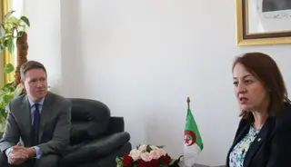 موالفي تتباحث فرص التعاون مع وفد عن المجمع النفطي النرويجي “إكينور”