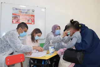 مستشفى اول نوفمبر يواصل برنامجه التوعوي : 70 طفلا من مرضى التوحد والتريزوميا يستفيدون من فحوصات متخصصة