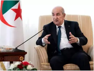 رئيس الجمهورية يستقبل عميد مسجد باريس