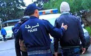 أمن ولاية الجزائر: الإطاحة بتاجر مخدرات يزور الأوراق النقدية