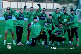 الرابطة الأولى المحترفة.....  إدارة مولودية وهران متمسكة بالمدرب مضوي