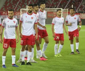 مباراة قسنطينة بملعب زبانة ... إدارة مولودية وهران تمنح مضوي فرصة أخيرة