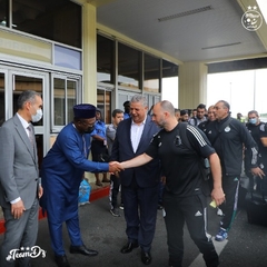 وصول بعثة المنتخب الوطني إلى دوالا