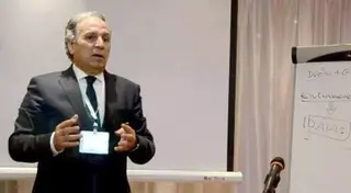 الولاية تستدعي أعضاء النادي الهاوي لاجتماع يسبق عملية شراء هيبروك