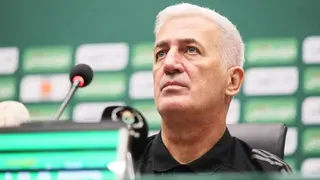 الناخب الوطني بيتكوفيتش  ينشط غدا  ندوة صحفية بملعب نيلسون مانديلا  ...مفاجآت واردة في قائمة "الخضر"  لوديتي زيمبابوي والسعودية