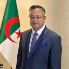 السيد بداري يستقبل الطلبة الرياضين المتوجين في الألعاب العالمية الجامعية بالصين