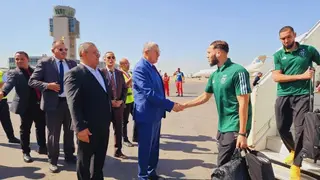 وسط استقبال حافل مفعم بالروح الوطنية   .. المنتخب الوطني يحل بوهران