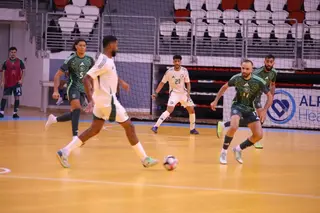 مباراة ودية لكرة القدم داخل القاعات بهدفي ميلود...انهزام الخضر ب3 أهداف  لهدف أمام السعودية